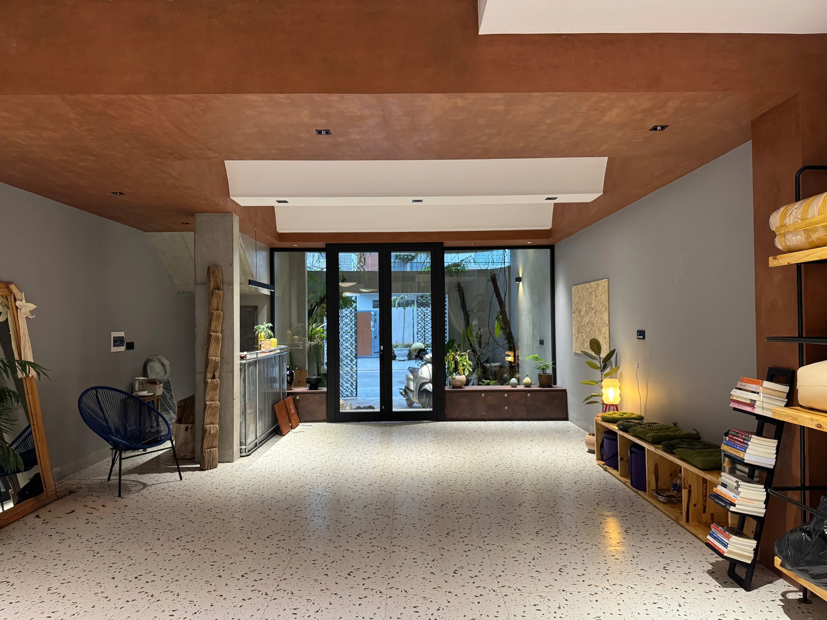 Heart Studio yoga studio atmosphere — Da Nang
